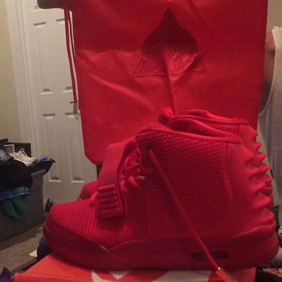 Nike YEEZY Sp 2 Red October - Picture 4 of 6